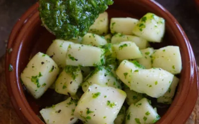 Pan fried squid with garlic and parsley sauce (easy tapas)