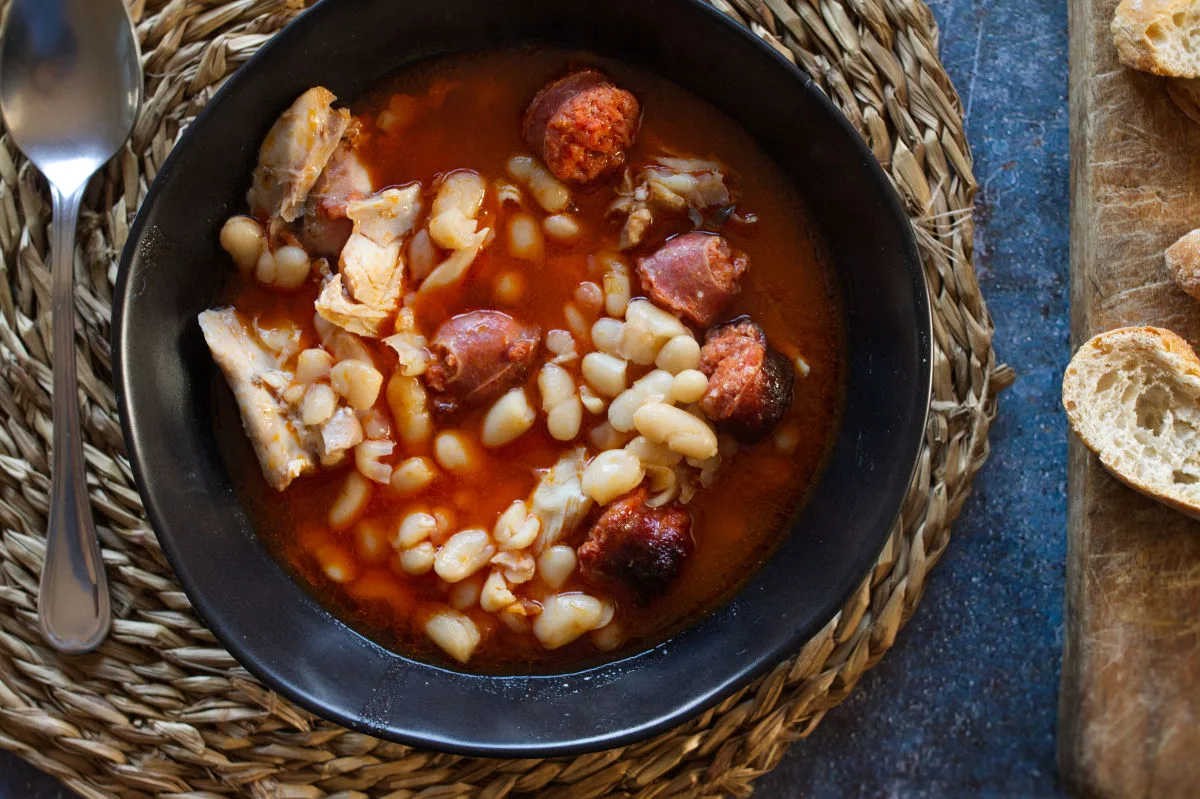 A bowl serving of chicken chorizo dinner.