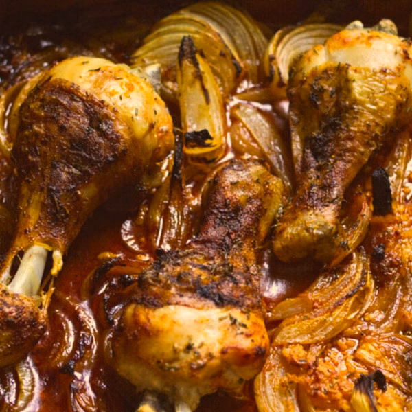 A pan of Spanish chicken drumsticks